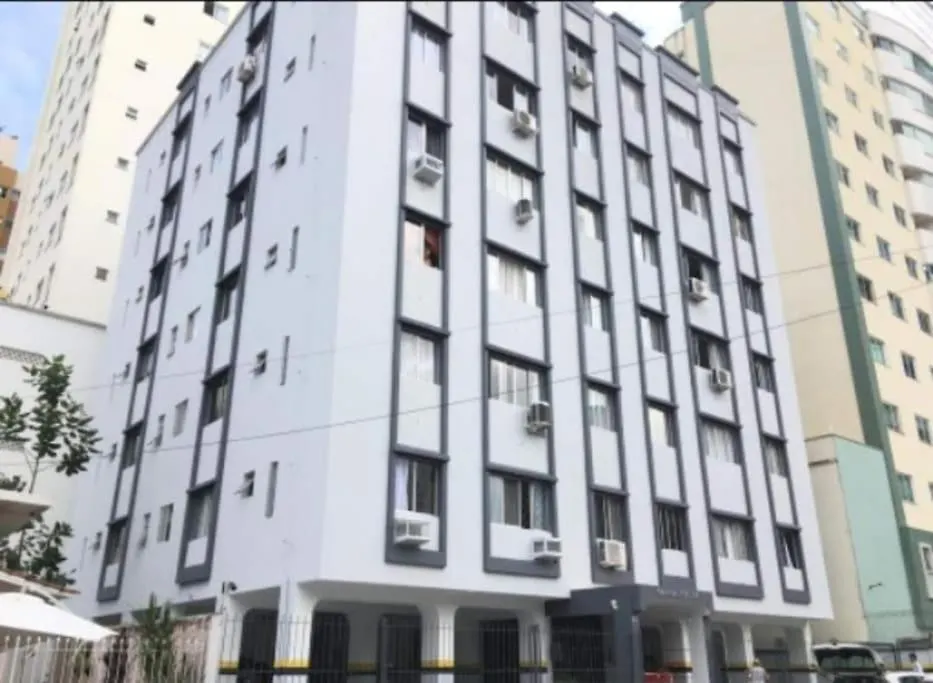 Ape Beach House Em Balneario Camboriu contacts
